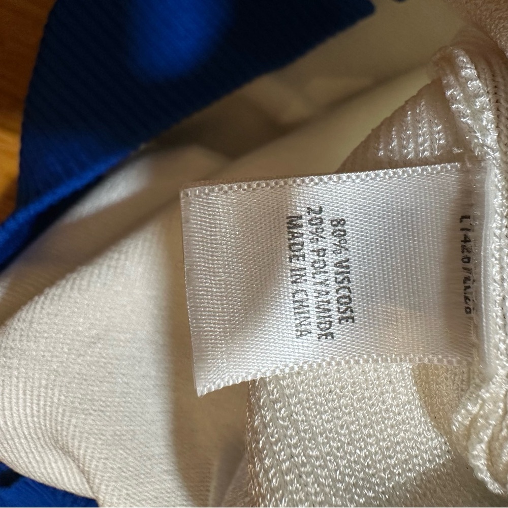 ST John’s royal Blue & White Knit Top Size P (#1) - Picture 9 of 12